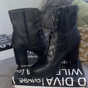 Black leather combat boot heel size 10
